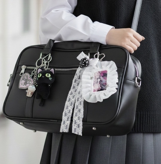 ゴシックレースのフォトカードケース(絵柄入れ替え可能)