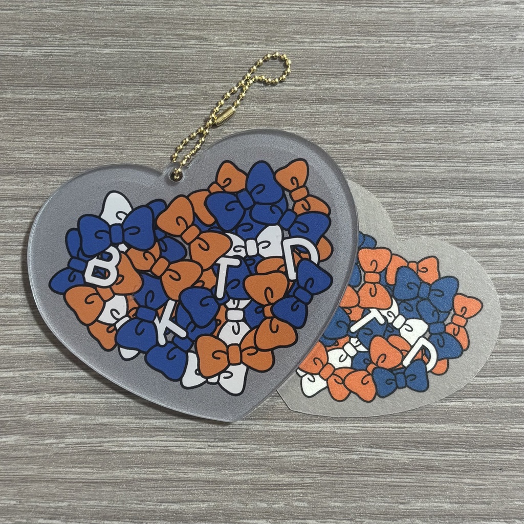 【中サイズ】概念ばくとどアクリルキーホルダー