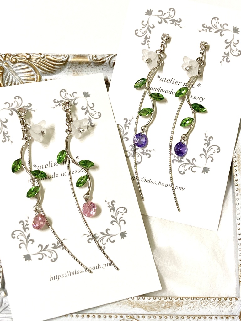 白花とリーフのイヤーアクセサリー【刀剣乱舞】