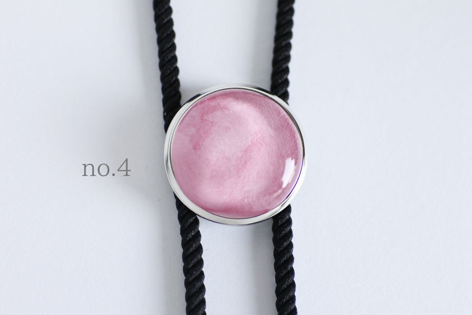 《中紅花色》ループタイ【原画】