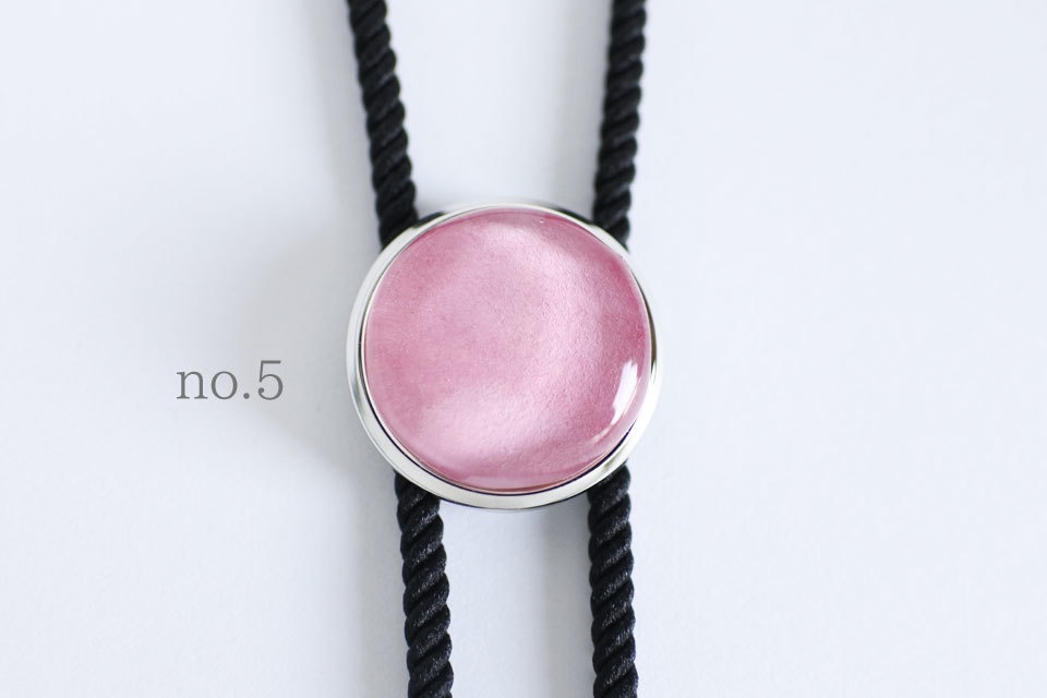 《中紅花色》ループタイ【原画】