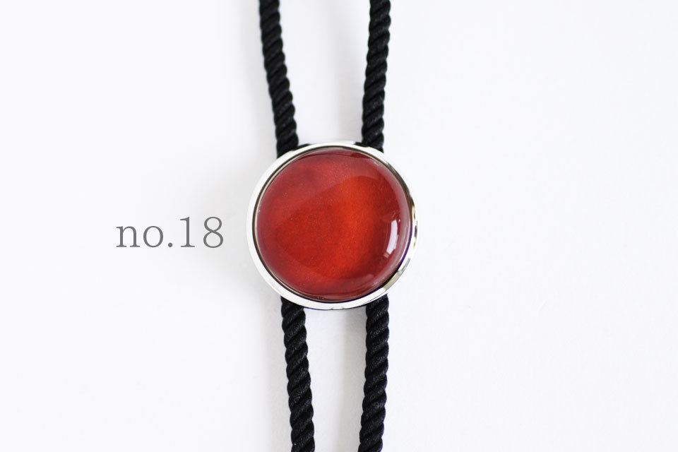 《深紅色》ループタイ【原画】