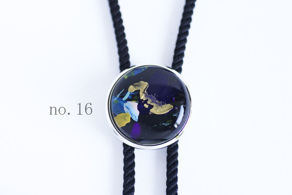 《褐彩色》ループタイ【原画】