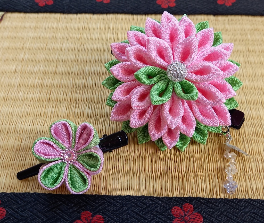 つまみ細工 親子クリップ 鬼滅の刃 甘露寺蜜璃