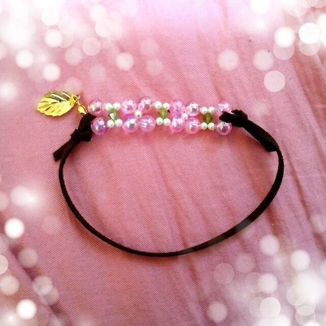 桜モチーフのブレスレット