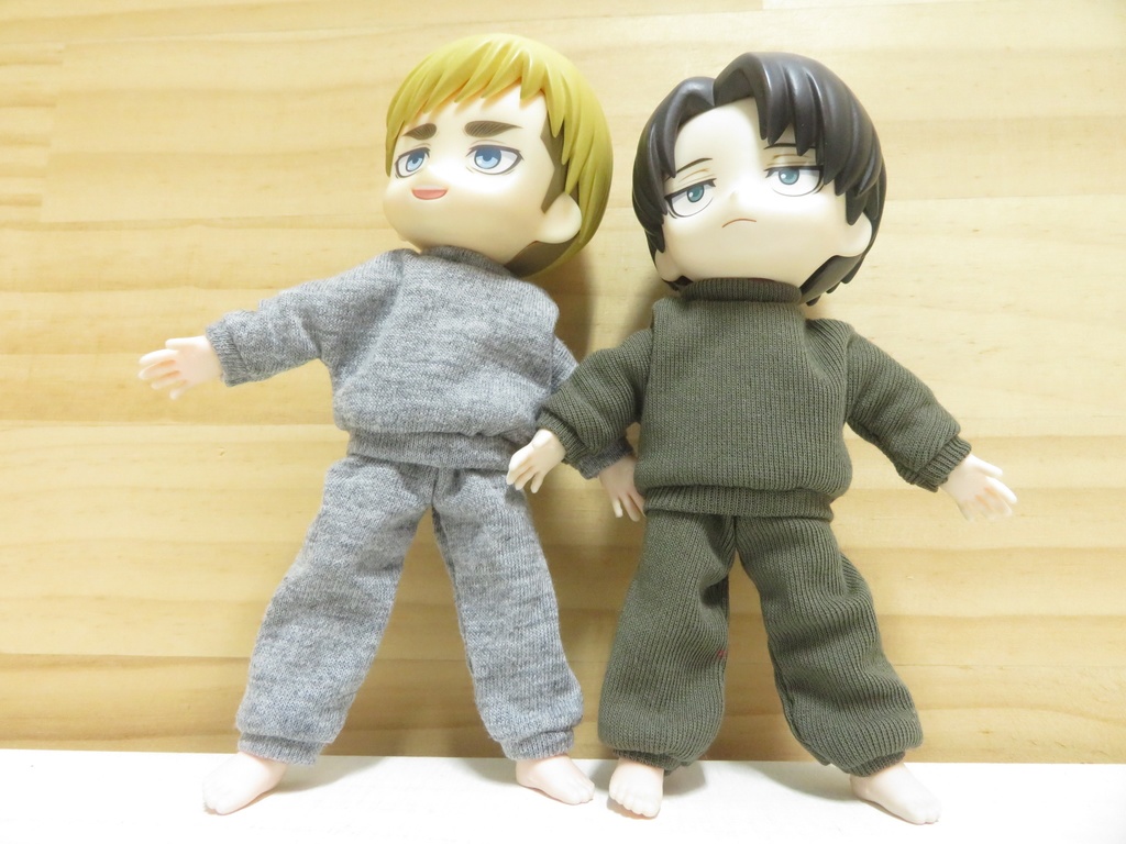 【Boo-16】ニトヴィン:灰色スエット 上下