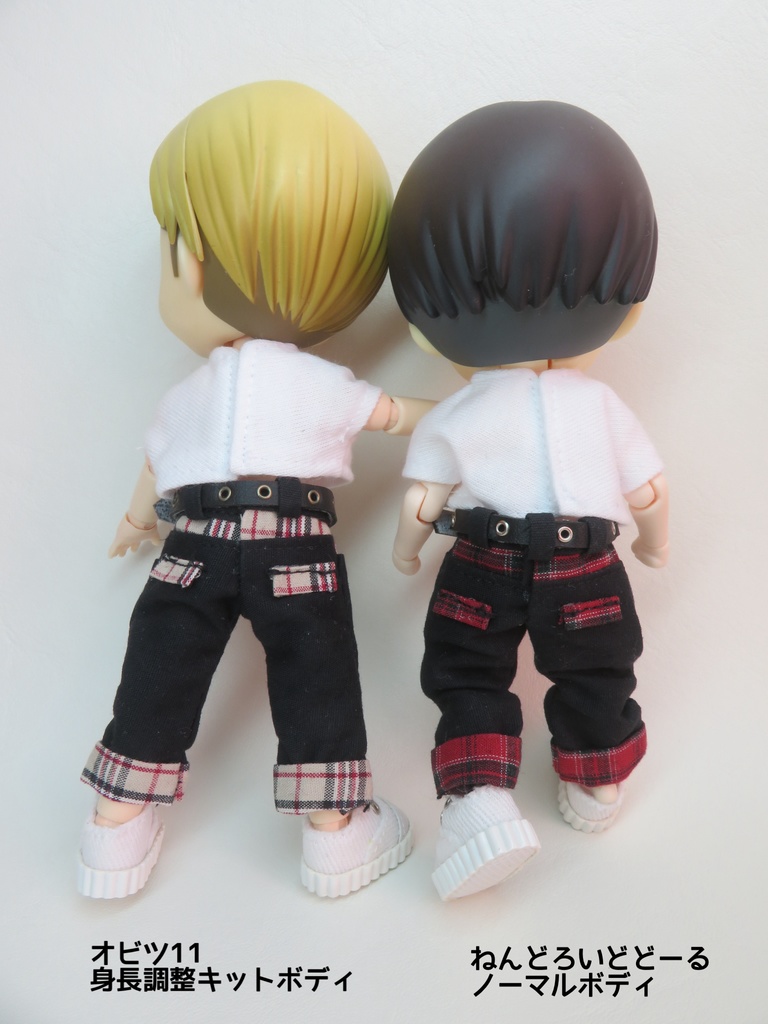 【黒×チェックのパンツ】ベルト付き:オビツ11 ねんどろいどどーる