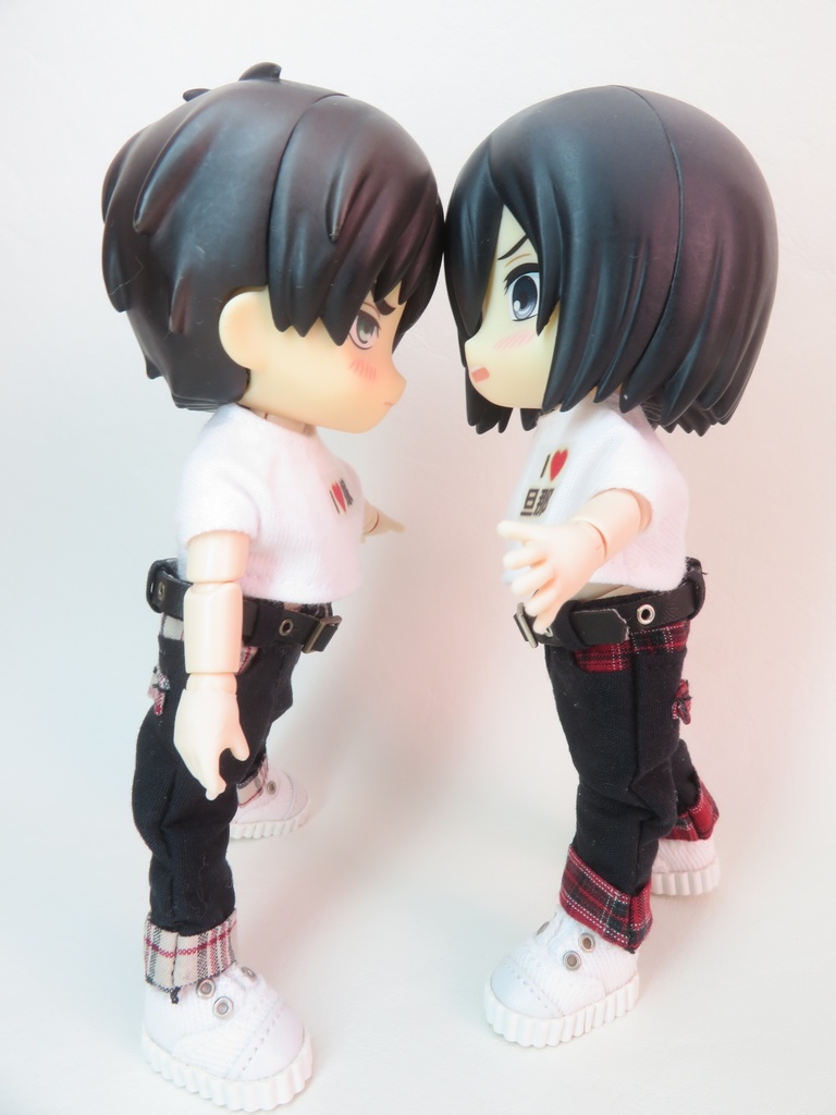 【黒×チェックのパンツ】ベルト付き:オビツ11 ねんどろいどどーる