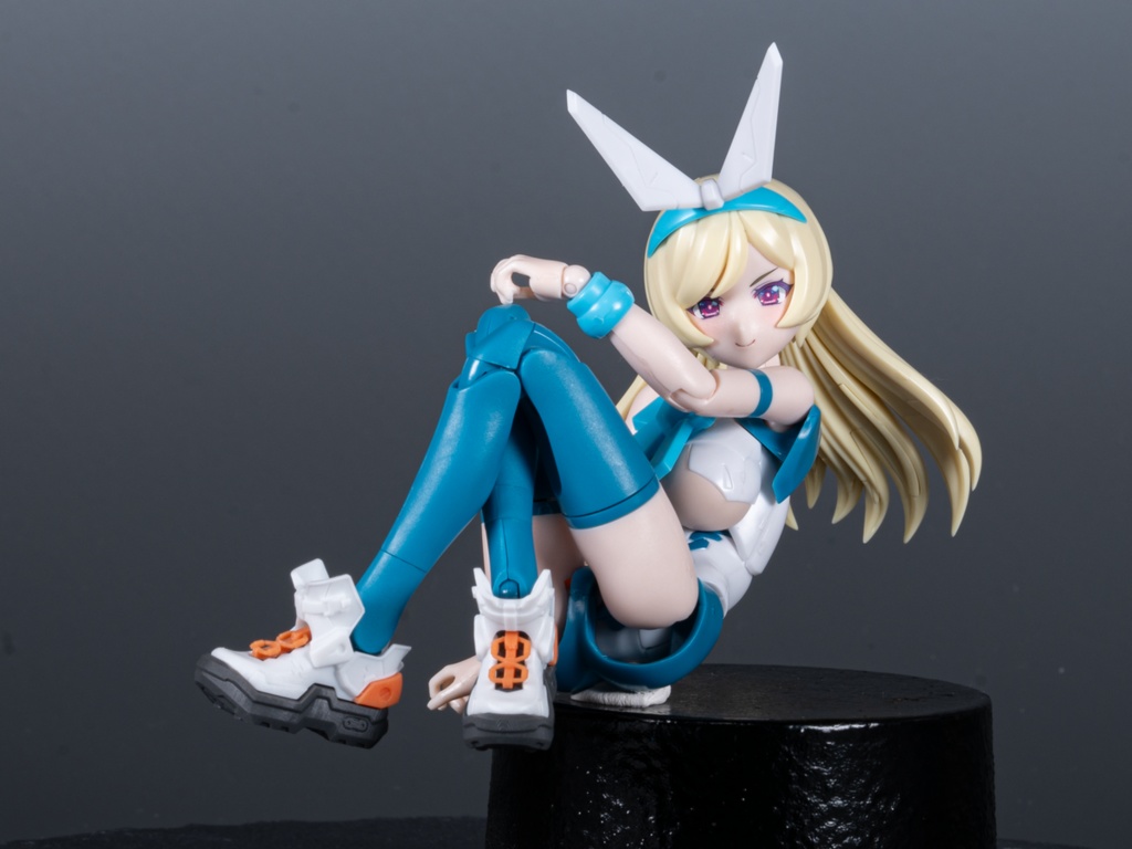 UCテックスニーカー