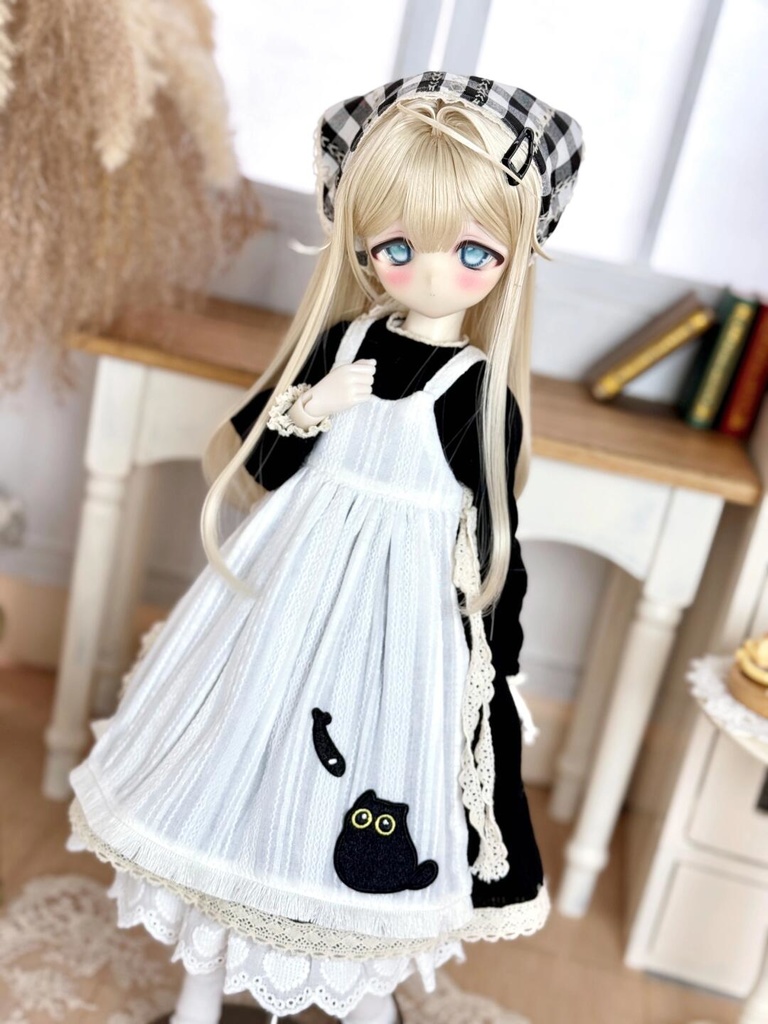 「受注」꒰黒猫と赤い林檎🍎꒱「1/4ドール KUMAKO, MDD/OF」