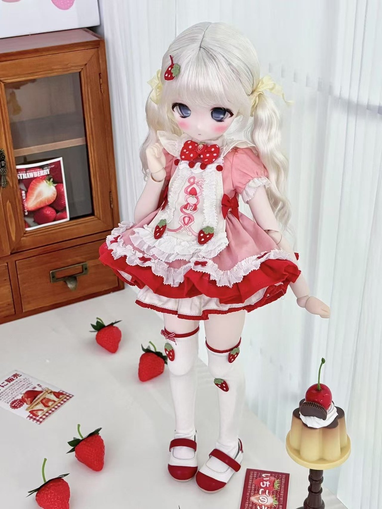 「通販」꒰ストロベリーケーキ🍰꒱「1/6ドール, 1/4ドール MDD, KUMAKO/OF」