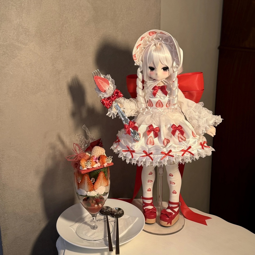 「受注」꒰いちごケーキの午後🍓꒱「1/4・1/6ドール, Azone」