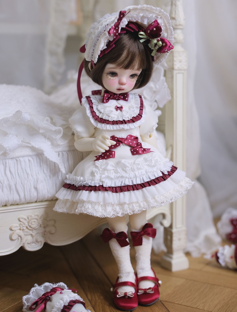 「受注」꒰いちごパフェ🍓꒱「1/6・1/4ドール服」