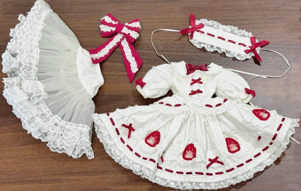 「受注」꒰甘い苺🍓꒱「1/4 ドール服 MDD, KUMAKO/OF」