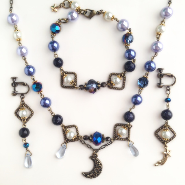 星占い師見習いの腕飾り