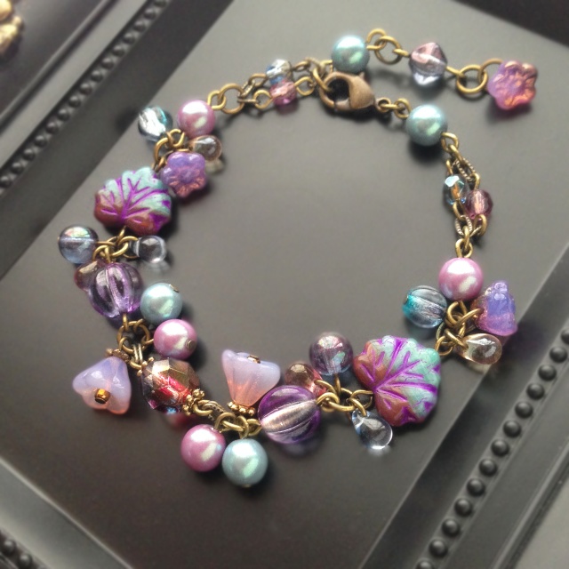 くらやみ森のブレスレット