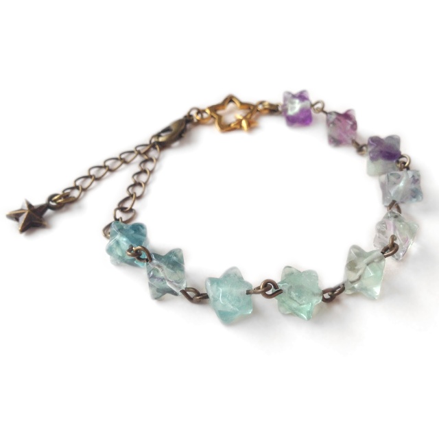 フローライトの星のかけらブレスレット