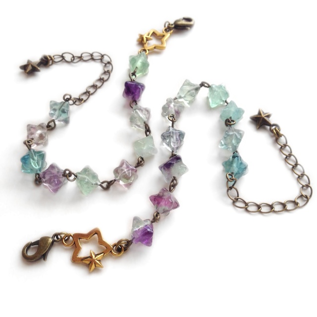 フローライトの星のかけらブレスレット
