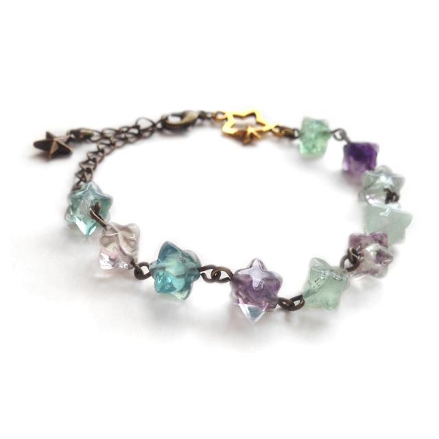 フローライトの星のかけらブレスレット