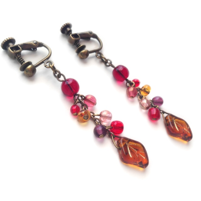 秋色木の実のイヤリング