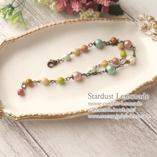 くすみ春色水玉ブレスレット
