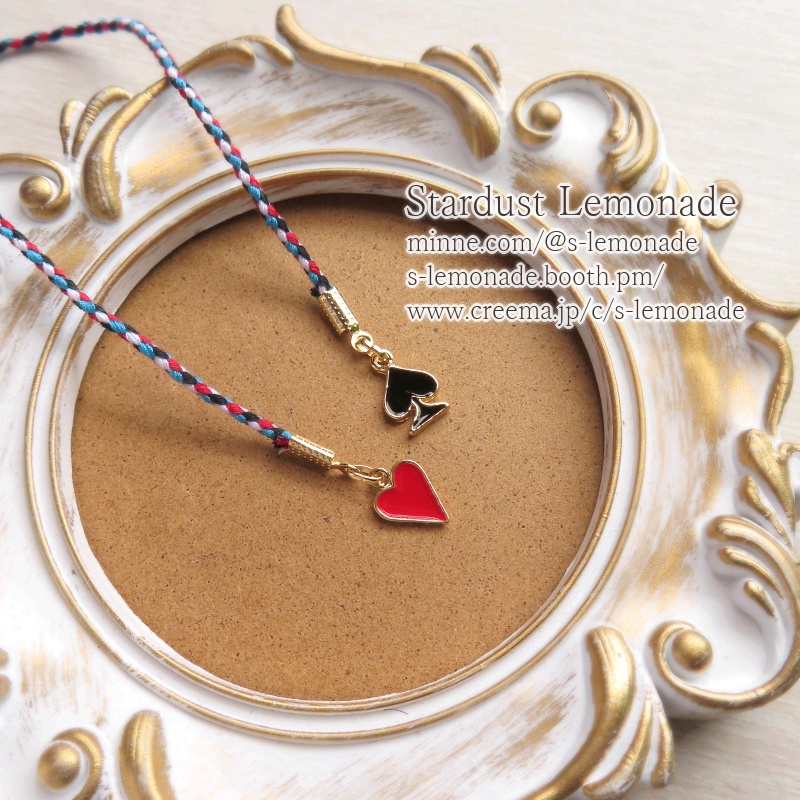 不思議なトランプのブックマーカー