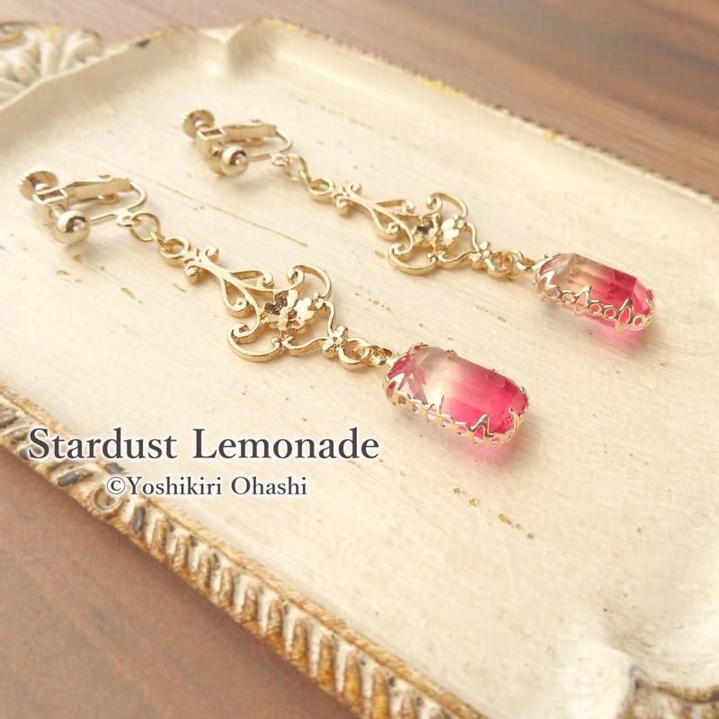 いちごキャンディのイヤリング