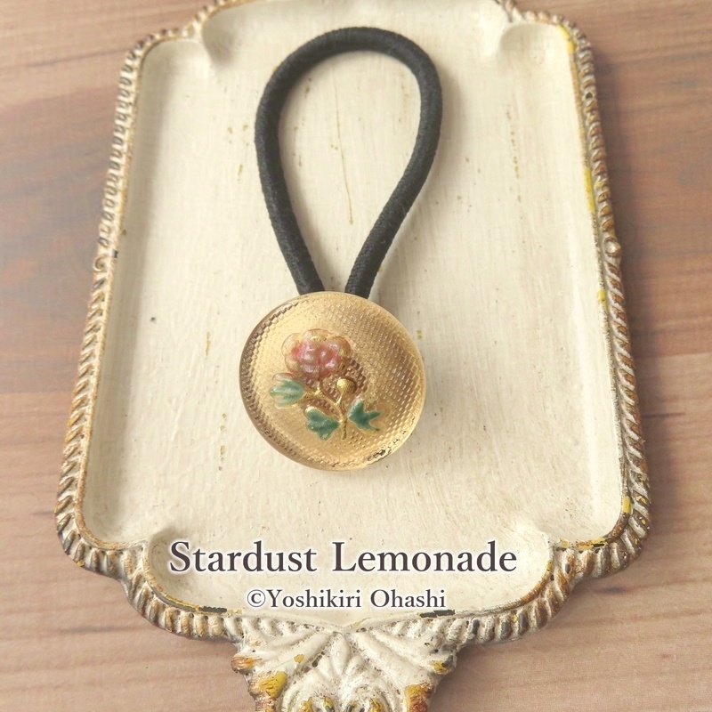 思い出の花 チェコガラスボタンのヘアゴム