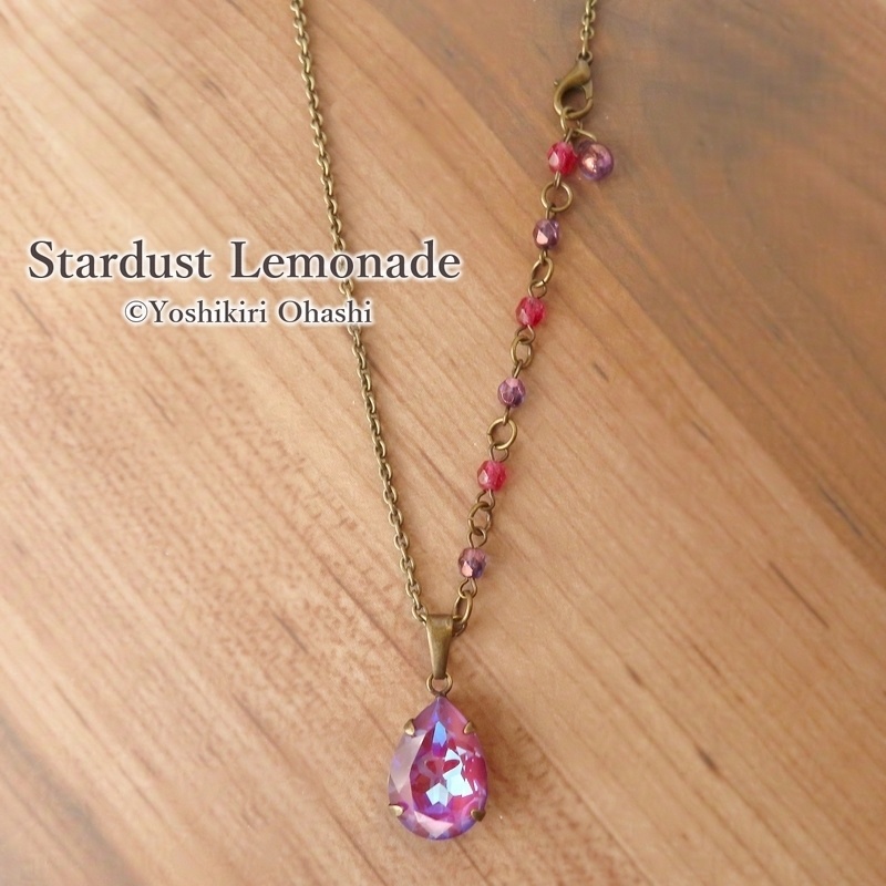 悪魔のワインのひとしずく ペンダント