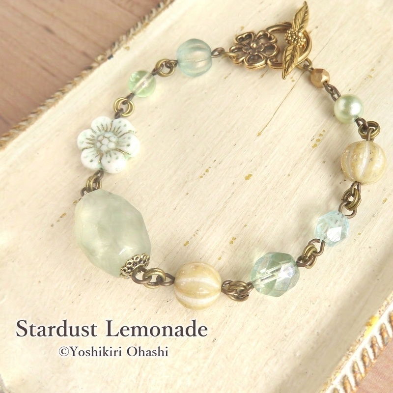 蛍石とアネモネのブレスレット