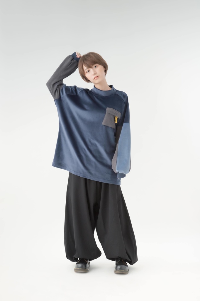 Velvet HighNeck Pullover(ベロアハイネックプルオーバー)