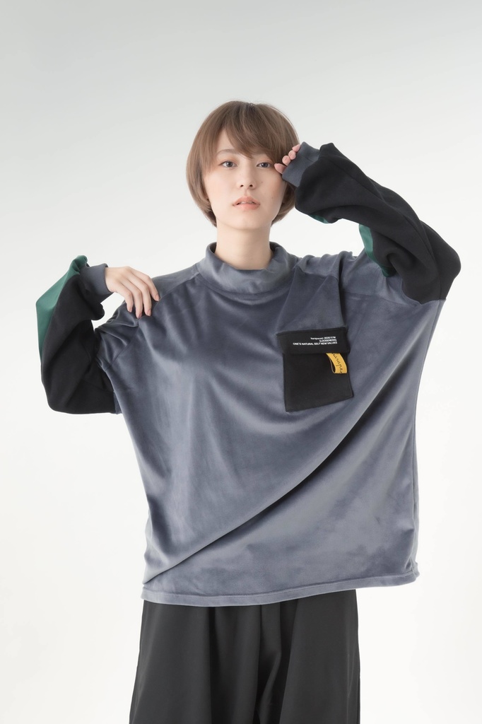 Velvet HighNeck Pullover(ベロアハイネックプルオーバー)
