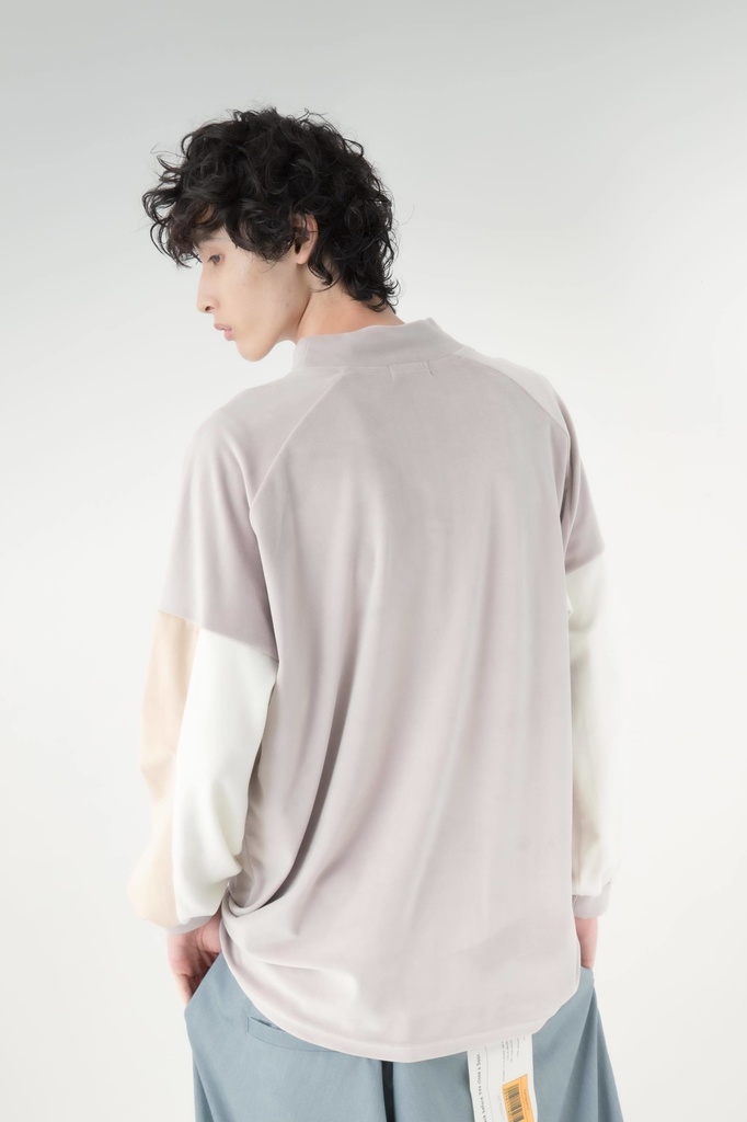 Velvet HighNeck Pullover(ベロアハイネックプルオーバー)