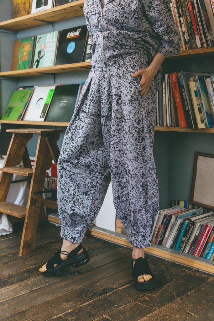 Jacquard Tapered Pants(ジャガードテーパードパンツ)