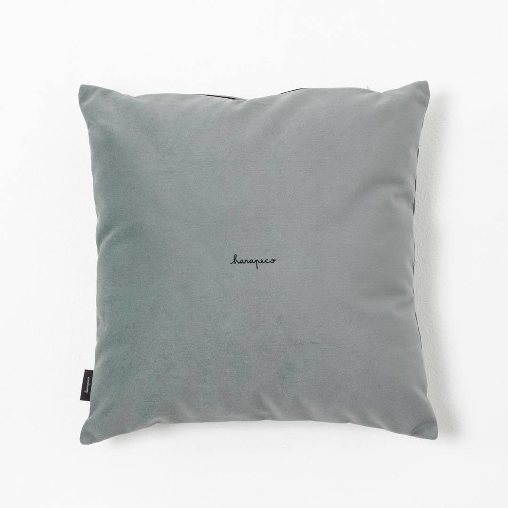 【6月上旬より順次発送】Cushion