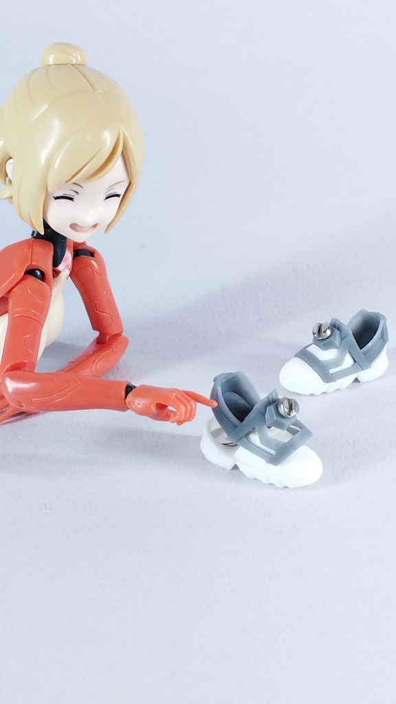 メガミ・マグテクスニーカー