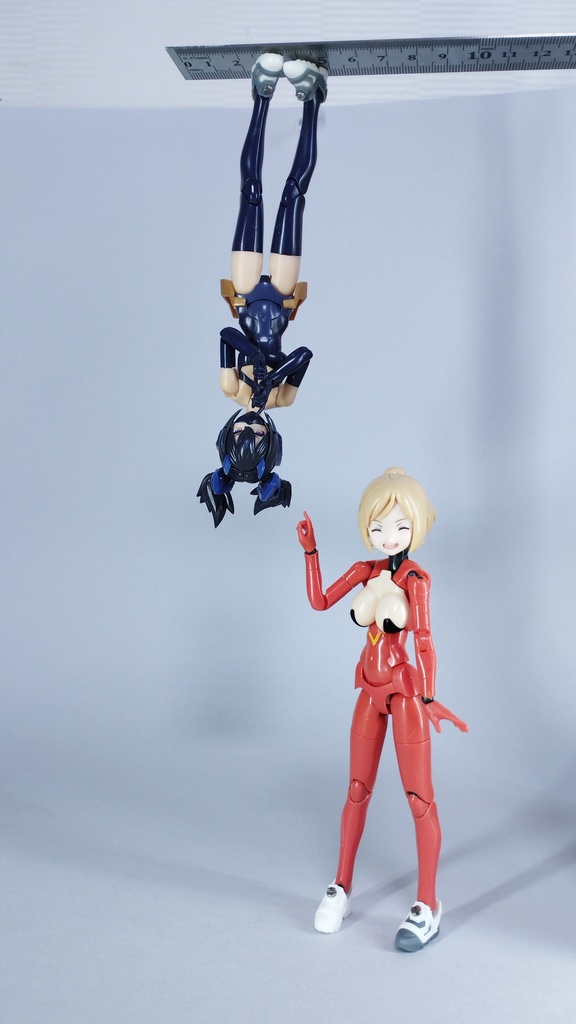 メガミ・マグテクスニーカー