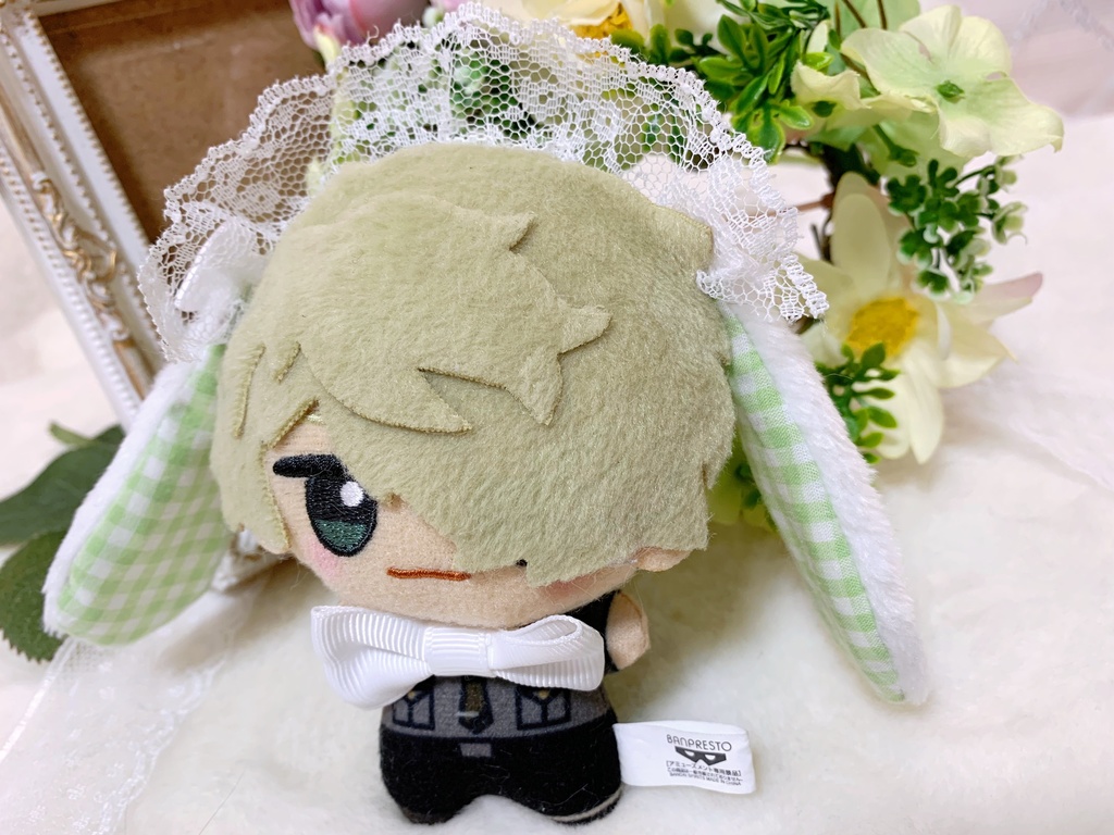 たれみみうさぎヘッドドレス/白とチェック柄