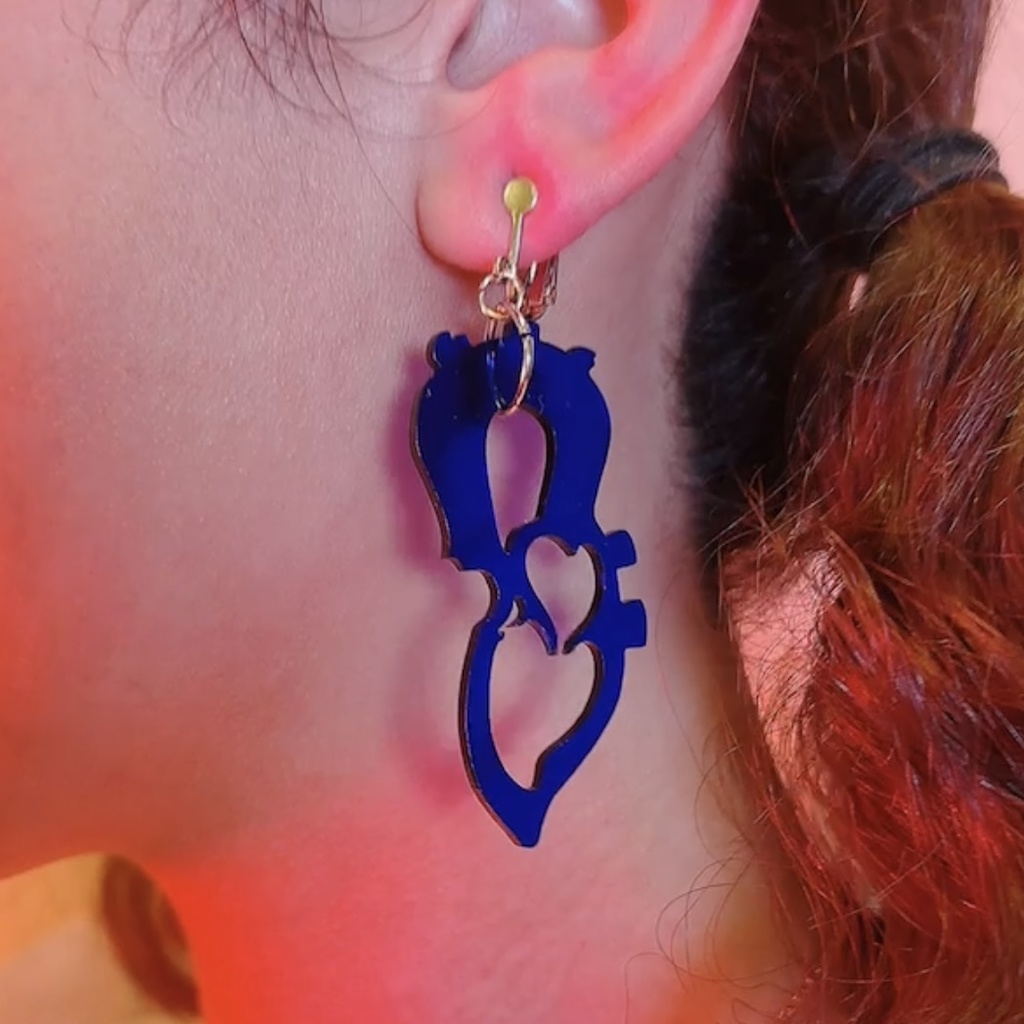 くっつけてHeart 💔イヤリング