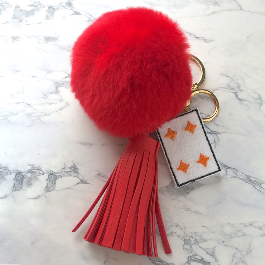 【ツイステイメージ】ポンポンキーホルダー【ハーツラビュル寮】