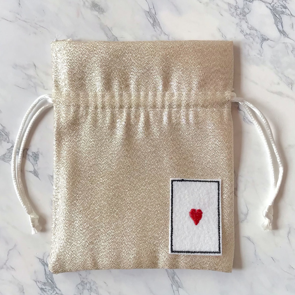 【ツイステ・ハーツラビュル寮イメージ】トランプのメタリック巾着