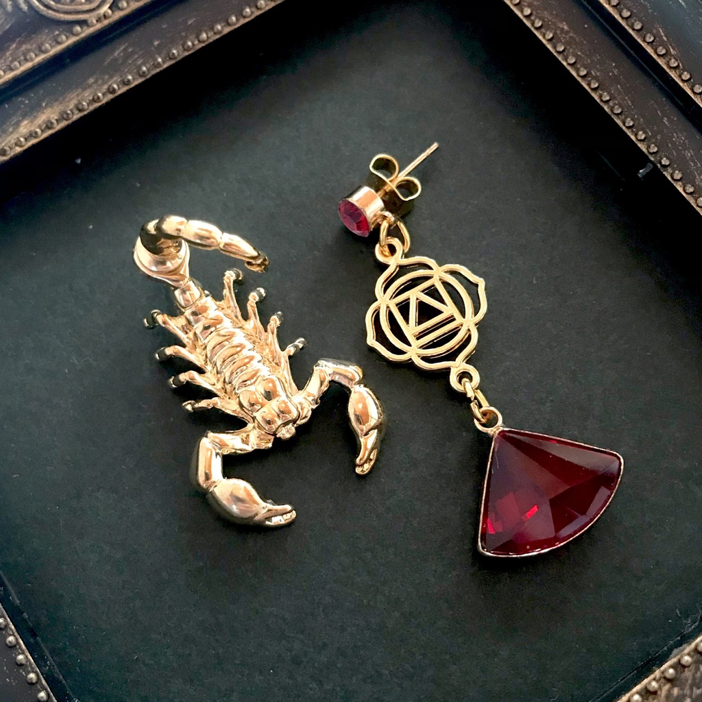 【ツイステ・カリム寮服イメージ】ピアス