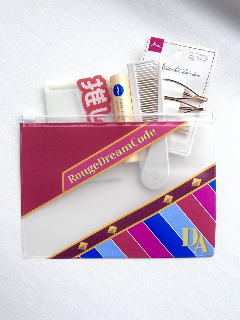 ドリアカスクドレモチーフクリアポーチ