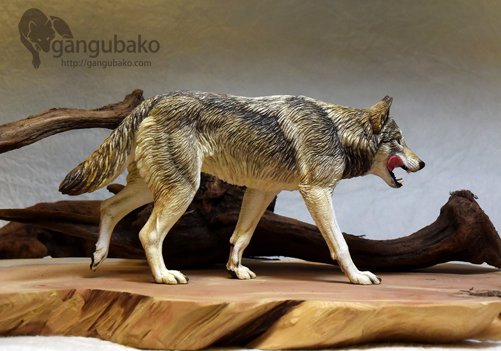 腹ぺこオオカミ(未組立キット)