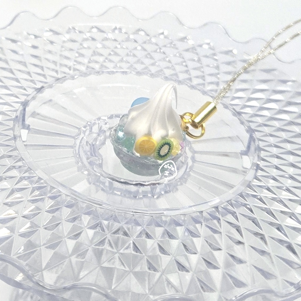 【オリジナル】 フルーツミニパフェストラップ