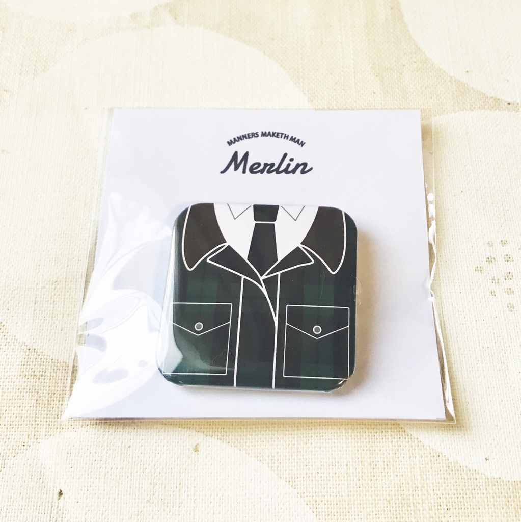 KM正方形型缶バッジ/Merlin