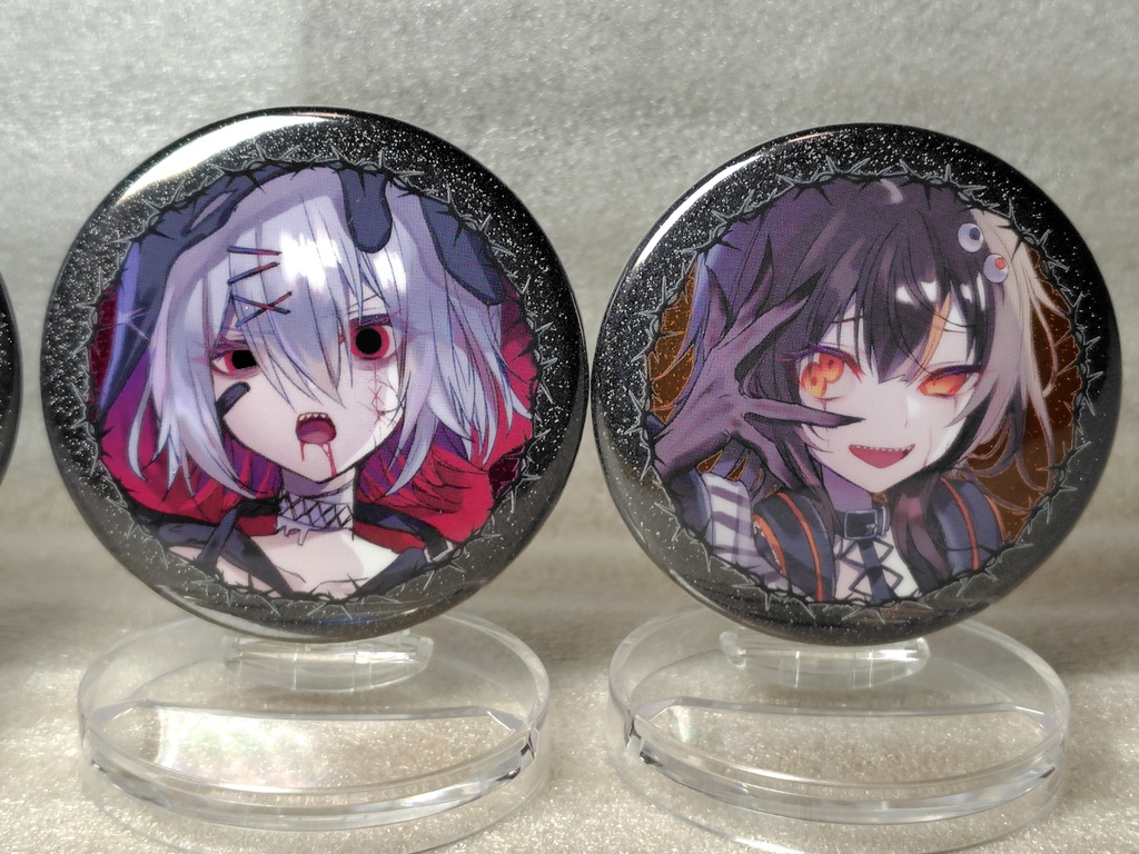 魔女化黒グリッター缶バッジ