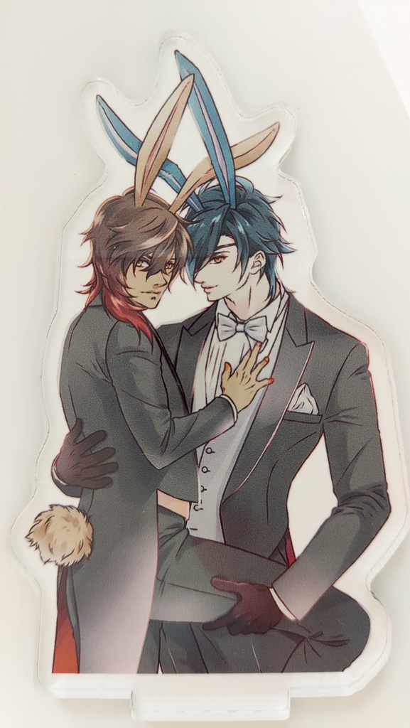 【燭台切光忠&大倶利伽羅】うさみつくりアクスタ