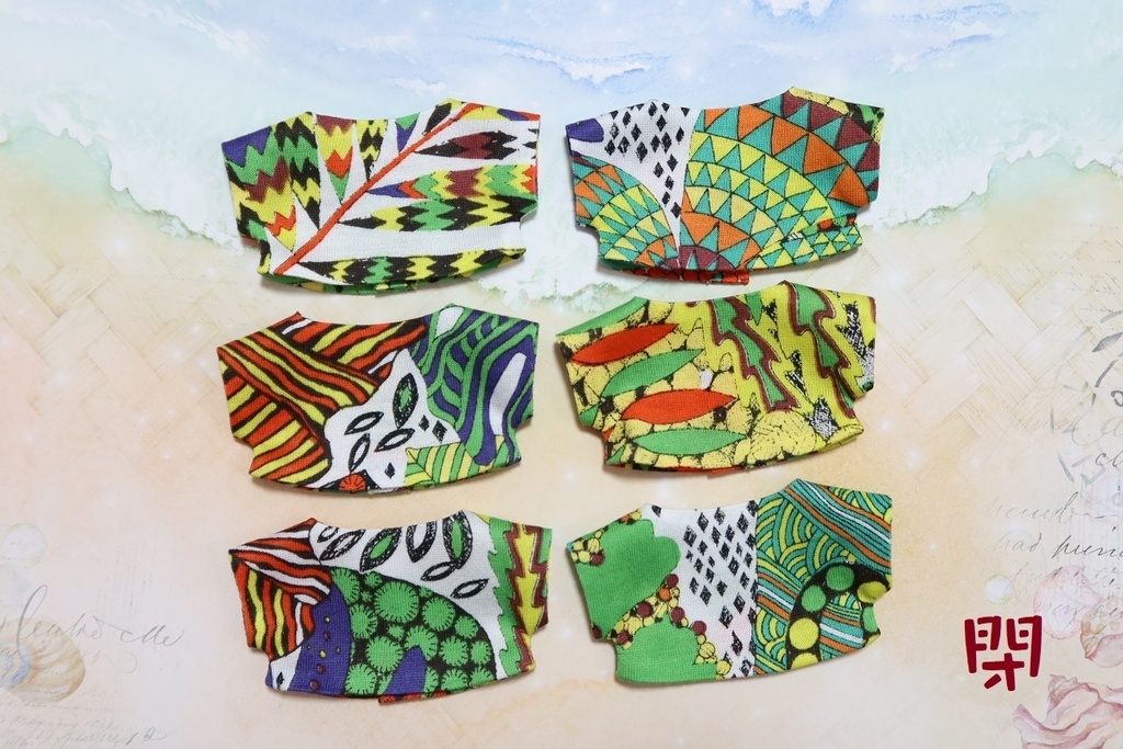 【ぬい服:単品】ガチャガチャTシャツ~極彩の密林~