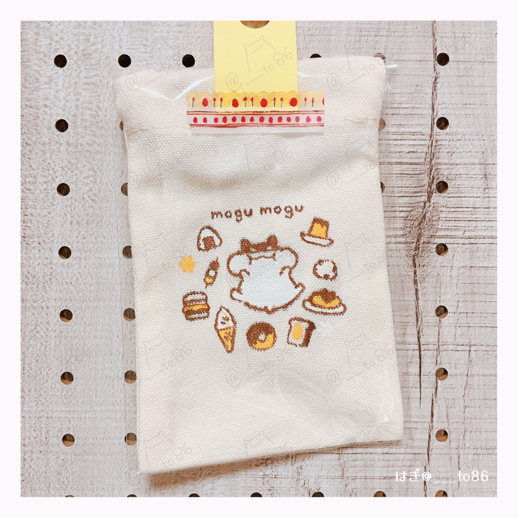 もぐもぐ手描き巾着【おにぎりB】